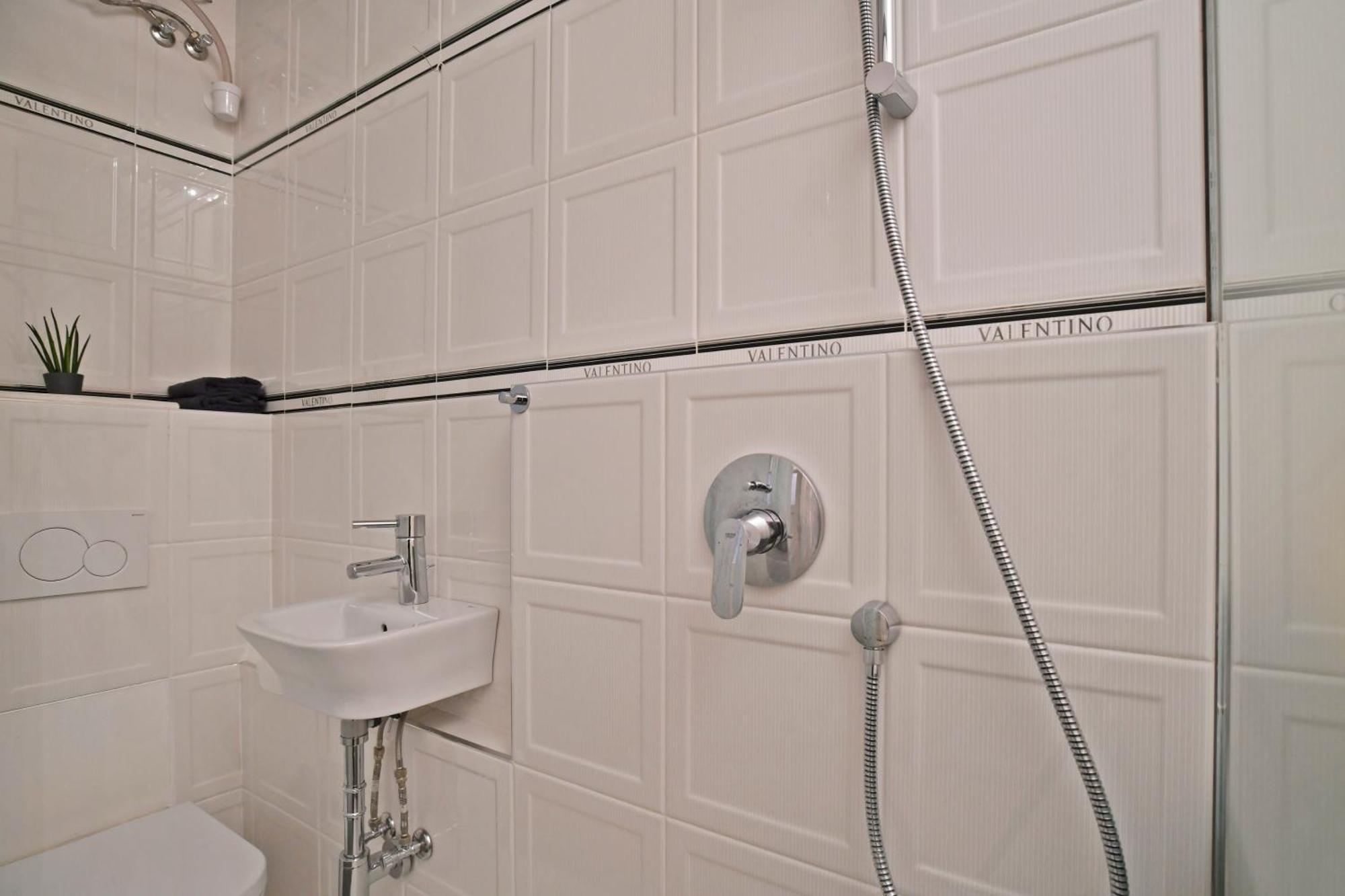 布达佩斯Luxuryflat Near Centre On118 Sqm, 3Br,2Bth,8Bed,Ac公寓 外观 照片